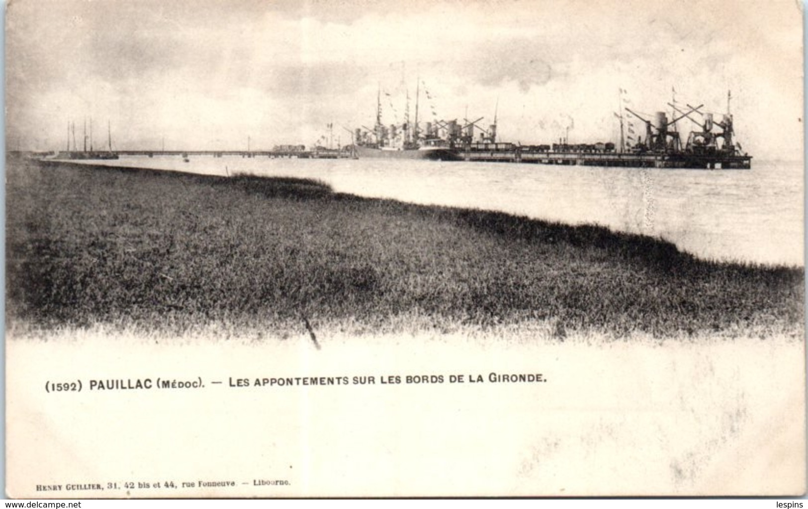 33 - PAUILLAC --  Les Appontemzents Sur Les Bords De La Gironde - Pauillac