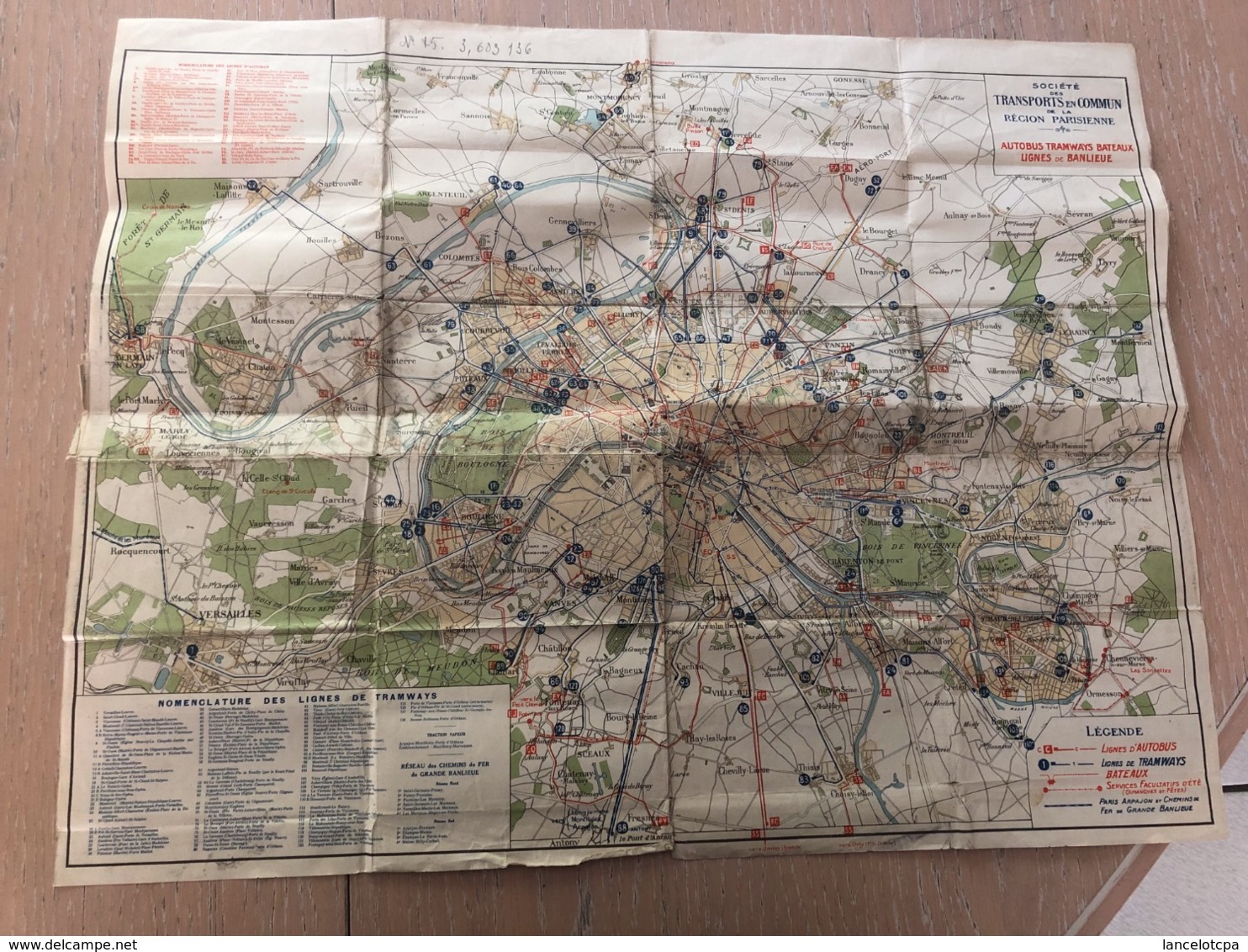 PARIS / PLAN TRANSPORTS EN COMMUN - AUTOBUS TRAMWAYS BATEAUX - AOUT 1930 - Europe