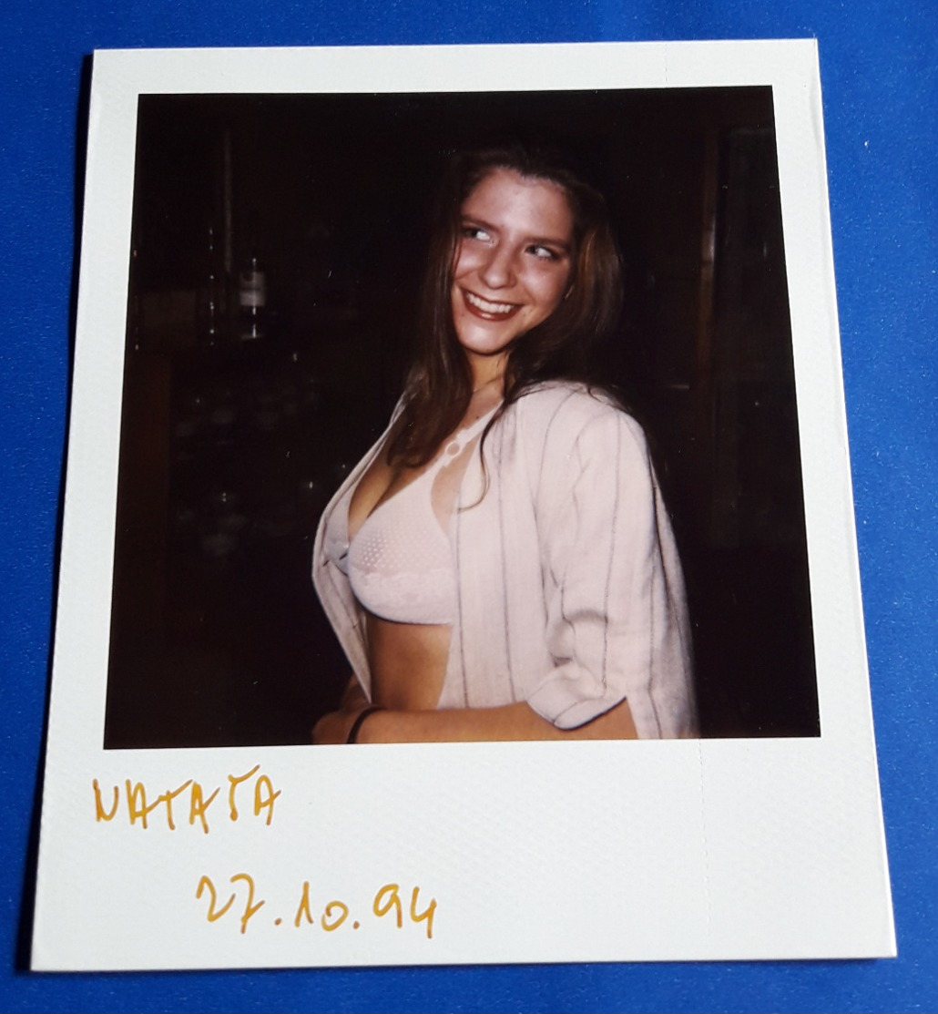 Vintage SEXY PIN-UP GIRL Photo - POLAROID Portrait - Hübsche Junge Frau, Jolie Jeune Femme, Pretty Young Woman [19-607] - Pin-Ups