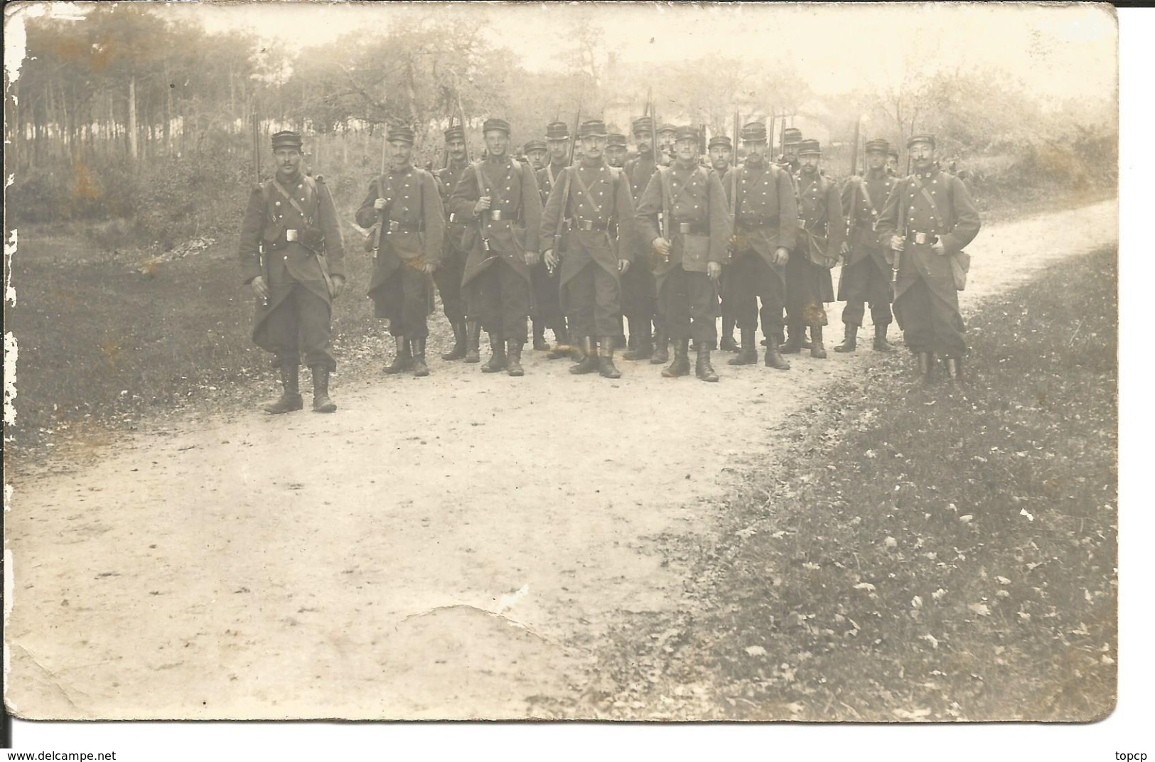 36 CHATEAUROUX CARTE PHOTO MILITAIRES - Chateauroux