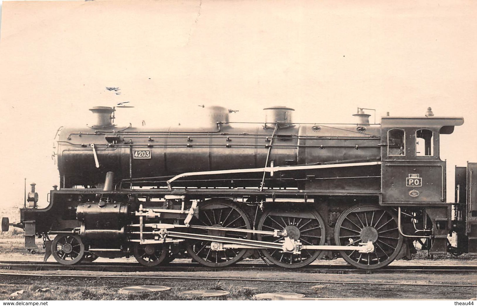 Cliché D'une Locomotive  - Chemins De Fer - Machine N° 4302 Du P.O. - Train En Gare  -  Voir Description - Trains