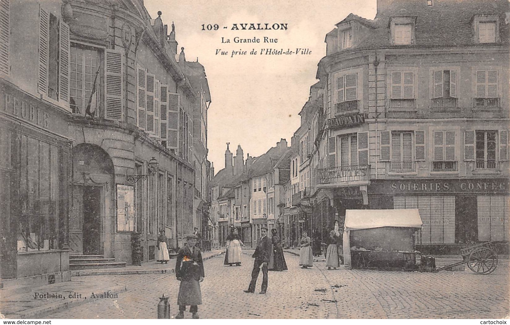 89 - Avallon - La Grande-Rue Animée - ( Soieries-confections ) - Avallon
