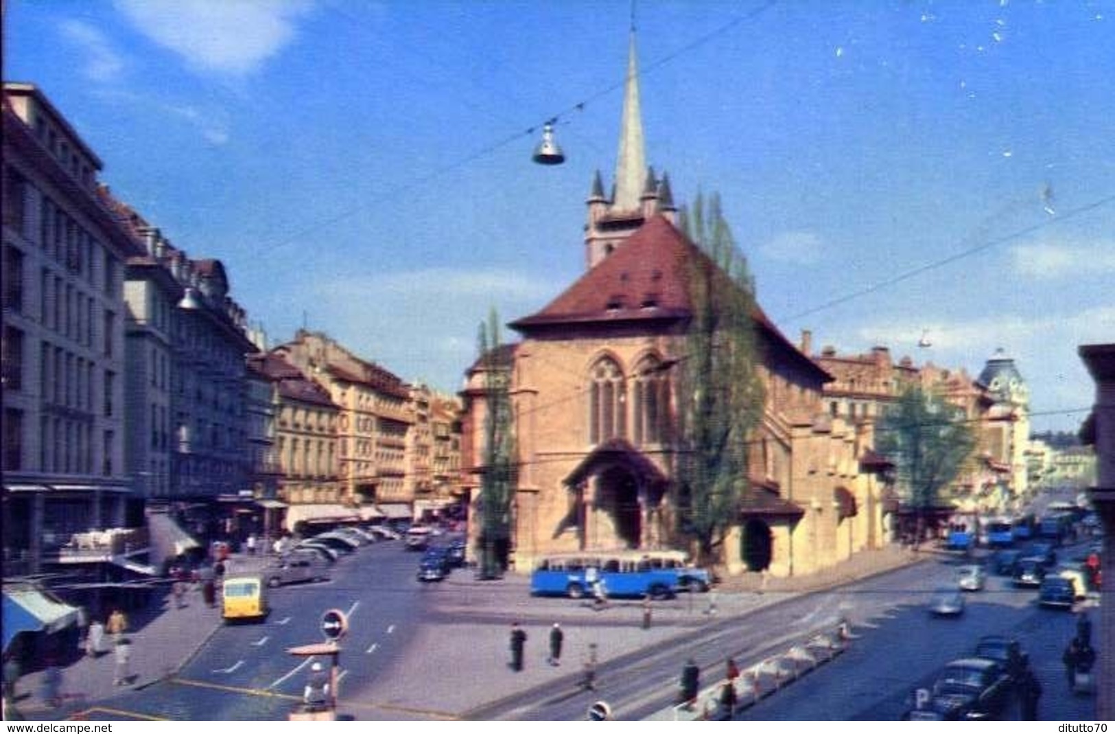 Lausanne - Place Et Eglise De Saint Francois - Formato Piccolo Viaggiata – E 13 - Mondo