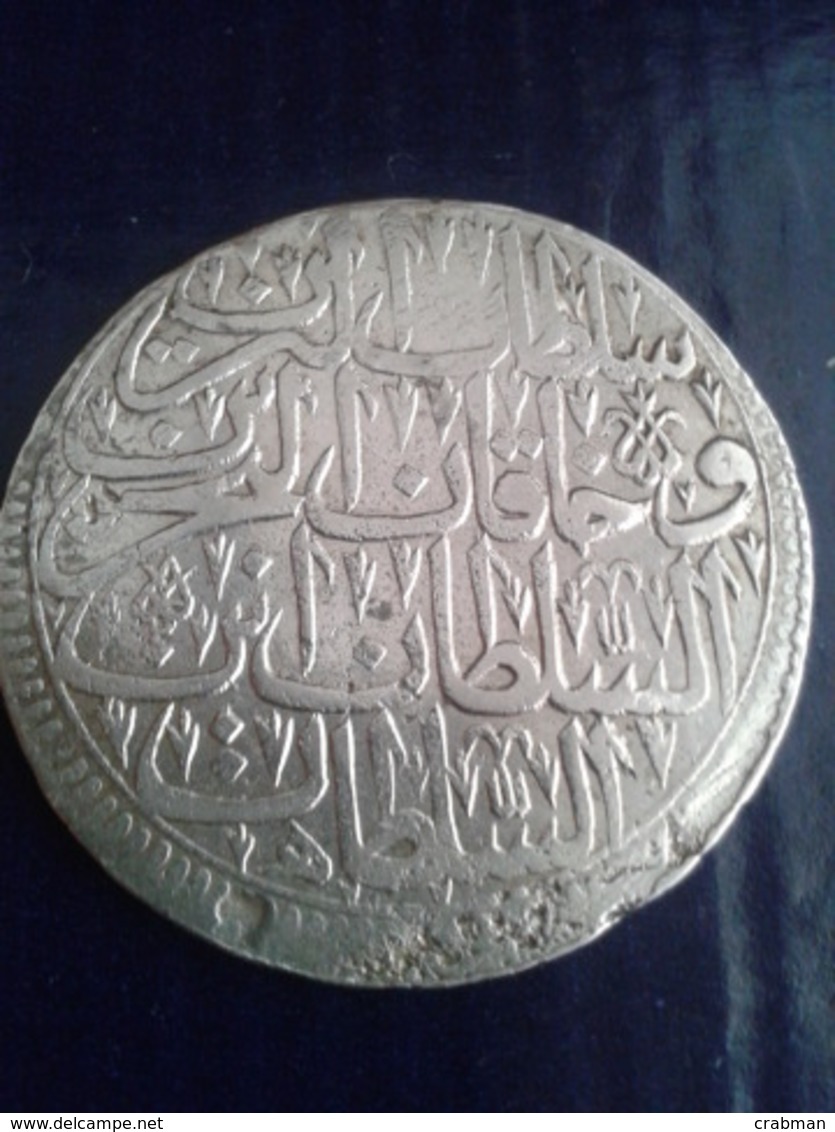 Ahmed III 1115 Year  20 Grams.38 Mm Diameter.Silver. - Türkei