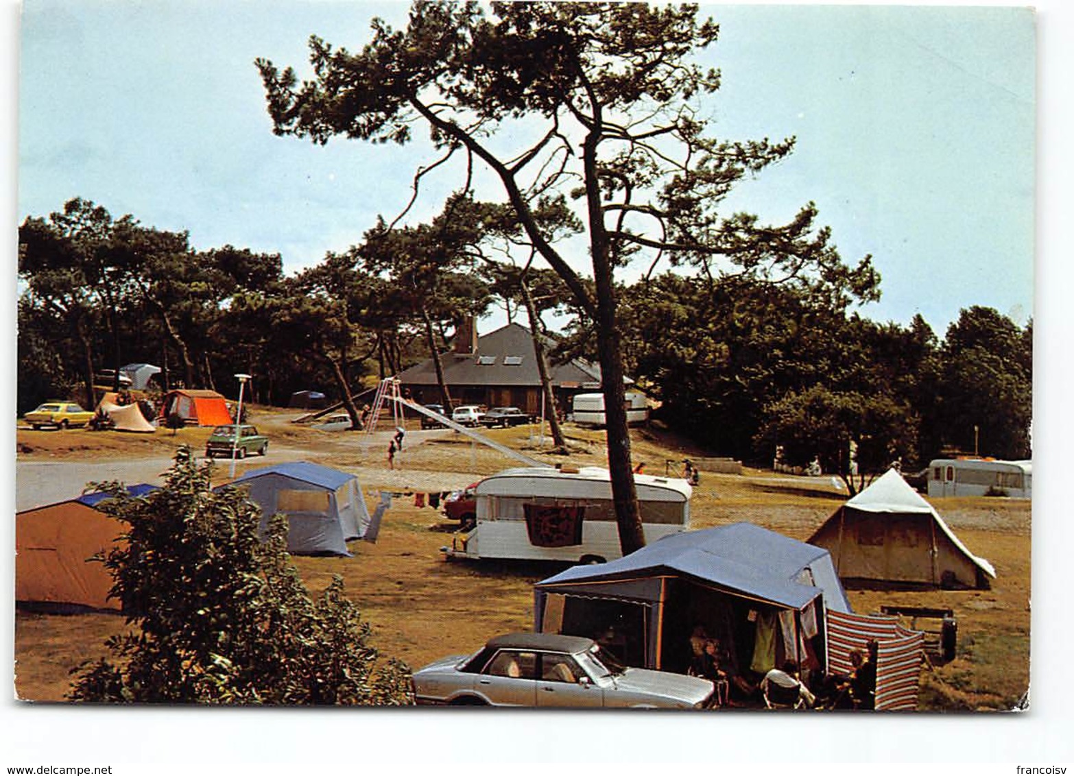 ETAPLES SUR MER : Camping " La Pinède "  Camping Caravaning Caravane Et Tente - Etaples