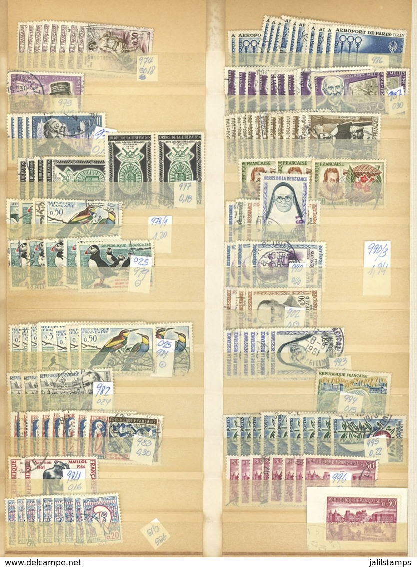 FRANCE: Stock Of LARGE NUMBER Of Used Stamps (mostly Commemorative Stamps) In Stockbook, Fine To Very Fine General Quali - Sonstige & Ohne Zuordnung