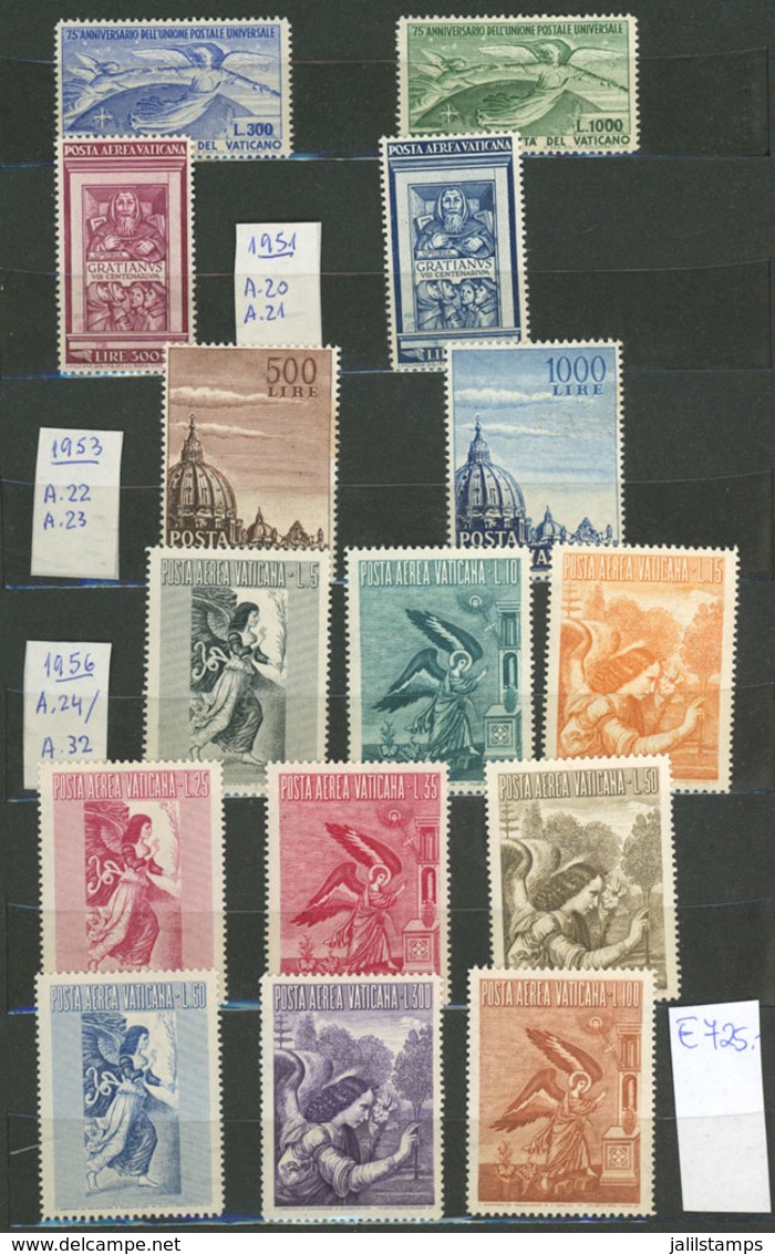 VATICAN: Collection In Stockbook Of Good Stamps And Sets, Most MNH And Of Fine To Very Fine Quality. Yvert Catalog Value - Otros & Sin Clasificación