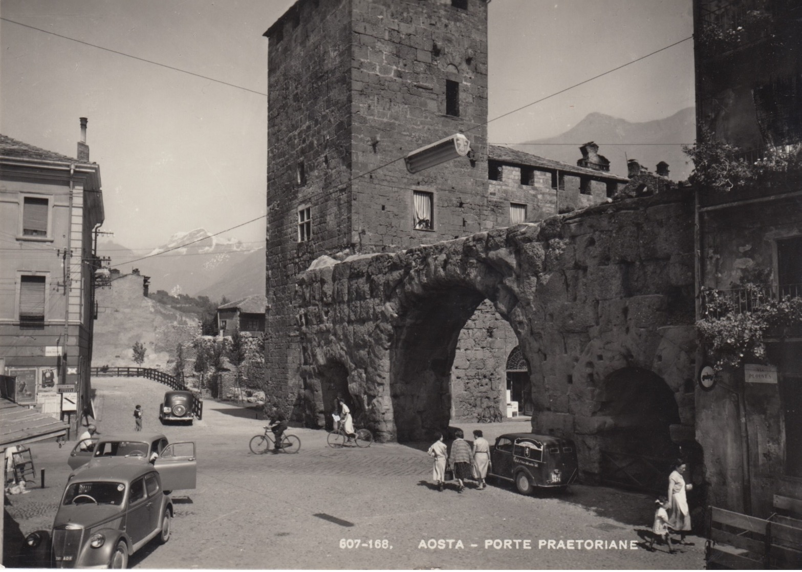 (038) AOSTA - PORTE PRAETORIANE - IN PRIMO PIANO LANCIA ARDEA - Aosta