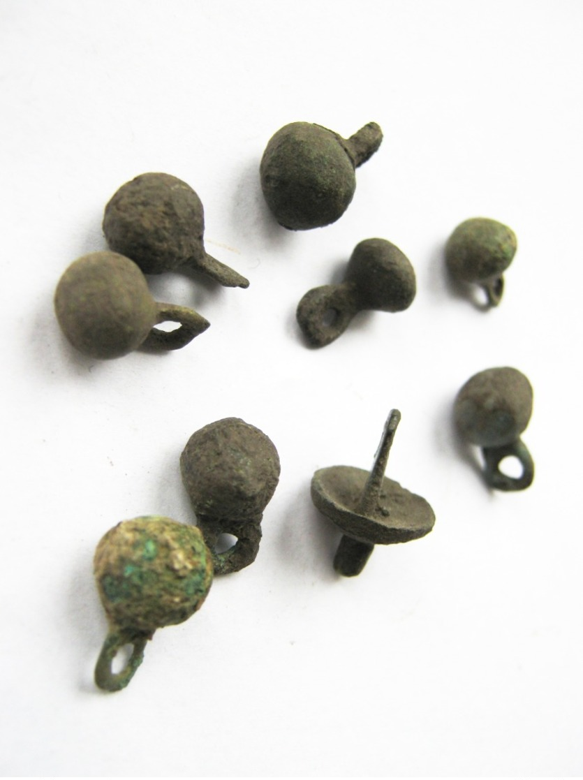 Ancient Vikings Bronze Buttons 10-13 Centuries/Medieval Buttons - Arqueología