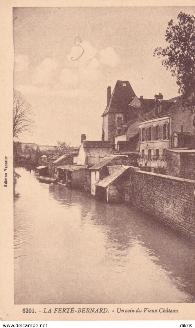 72-LA FERTÉ-BERNARD- UN COIN DU VIEUX CHATEAU - Bar Le Duc