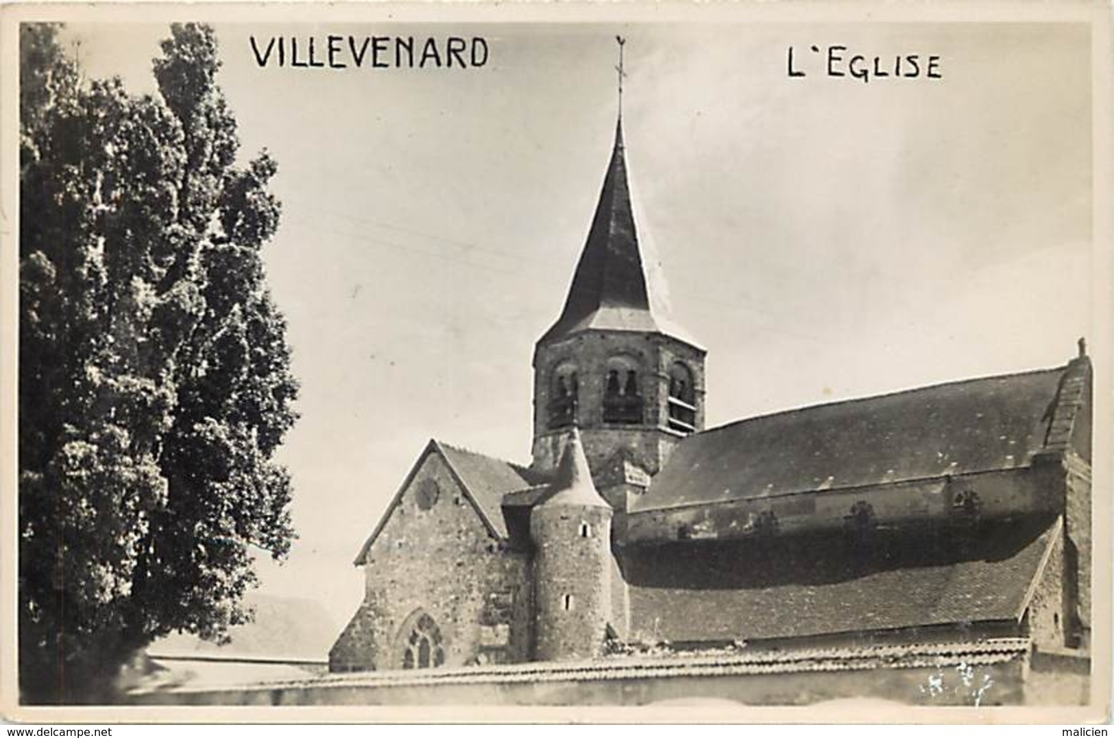 -dpt Div-ref-AM782- Marne - Villevenard - Carte Photo De L Eglise - Carte Photo Bon Etat - - Autres & Non Classés