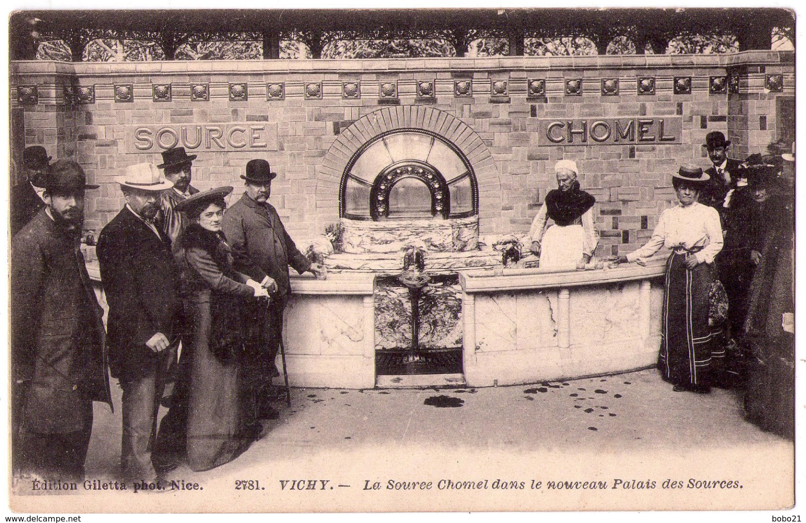 5626 - Vichy ( 03 ) - La Source Chomel Dans Le Nouveau Palais Des Sources - éd. Giletta - N°2781 - - Vichy