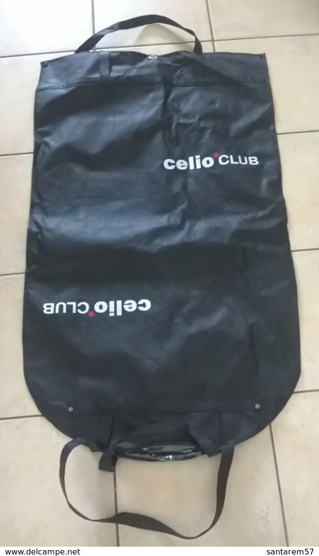 Sac Housse Pour Costume Noir Celio Club - Kostuums