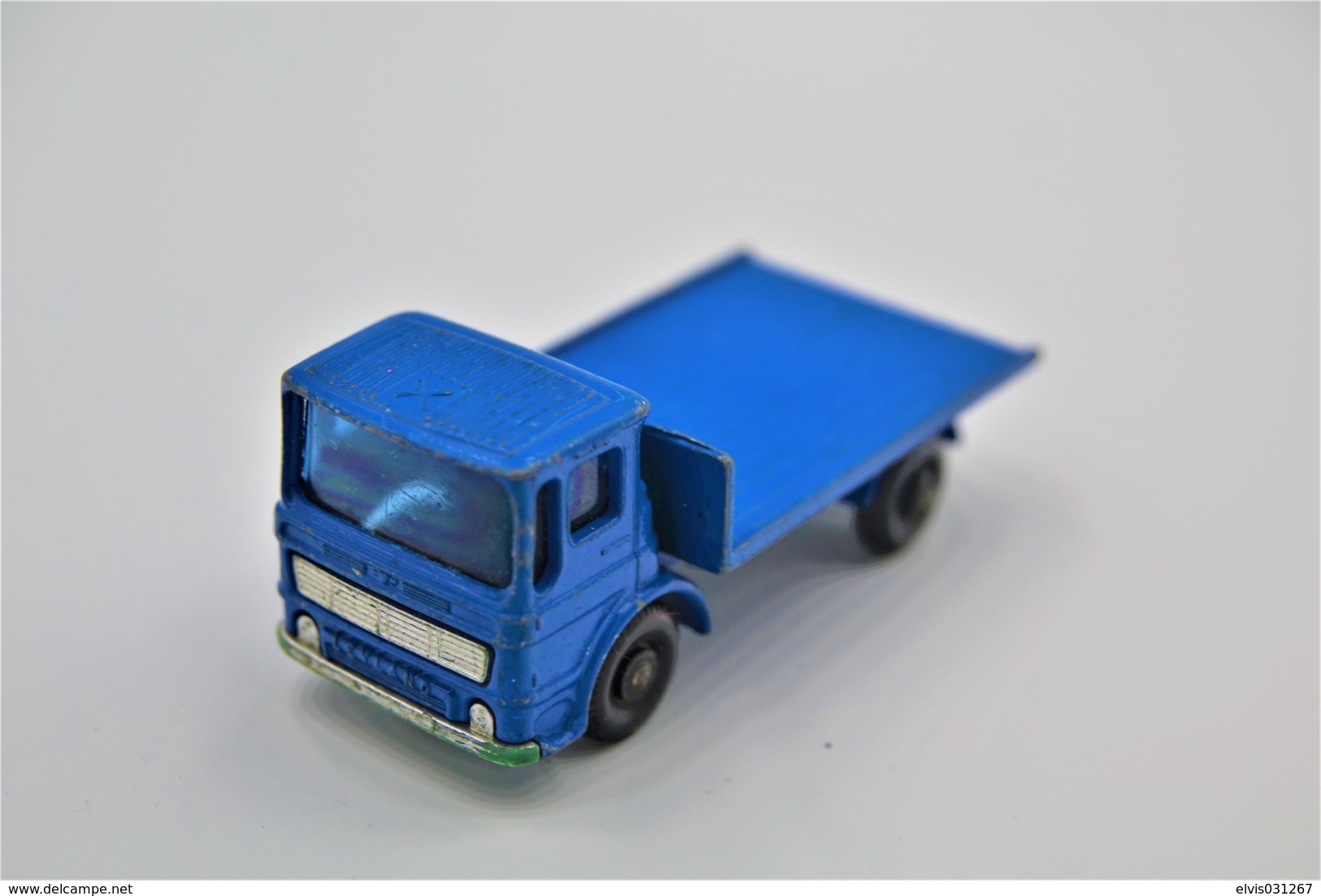 Matchbox Lesney 60B SITE HUT TRUCK - Regular Wheels, Issued 1966 - Matchbox (Lesney)