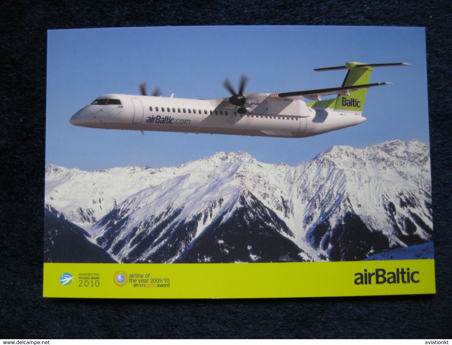 Air Baltic Dash 8, Airline Issued Card - 1946-....: Ere Moderne