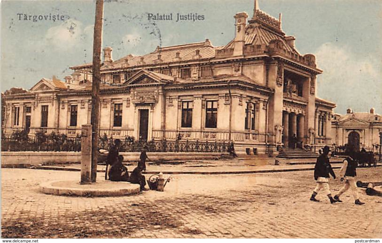 Romania - TARGOVISTE - Palatul Justities. - Romania