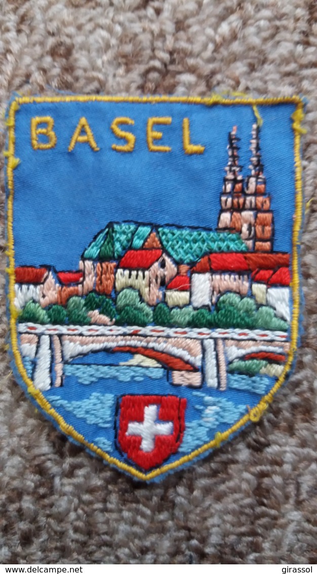 ECUSSON TISSU BASEL BALE BLASON SUISSE PAYSAGE VOIR AUTRES MODELES DANS MA BOUTIQUE ET CELLE ULTIMA31 - Ecussons Tissu