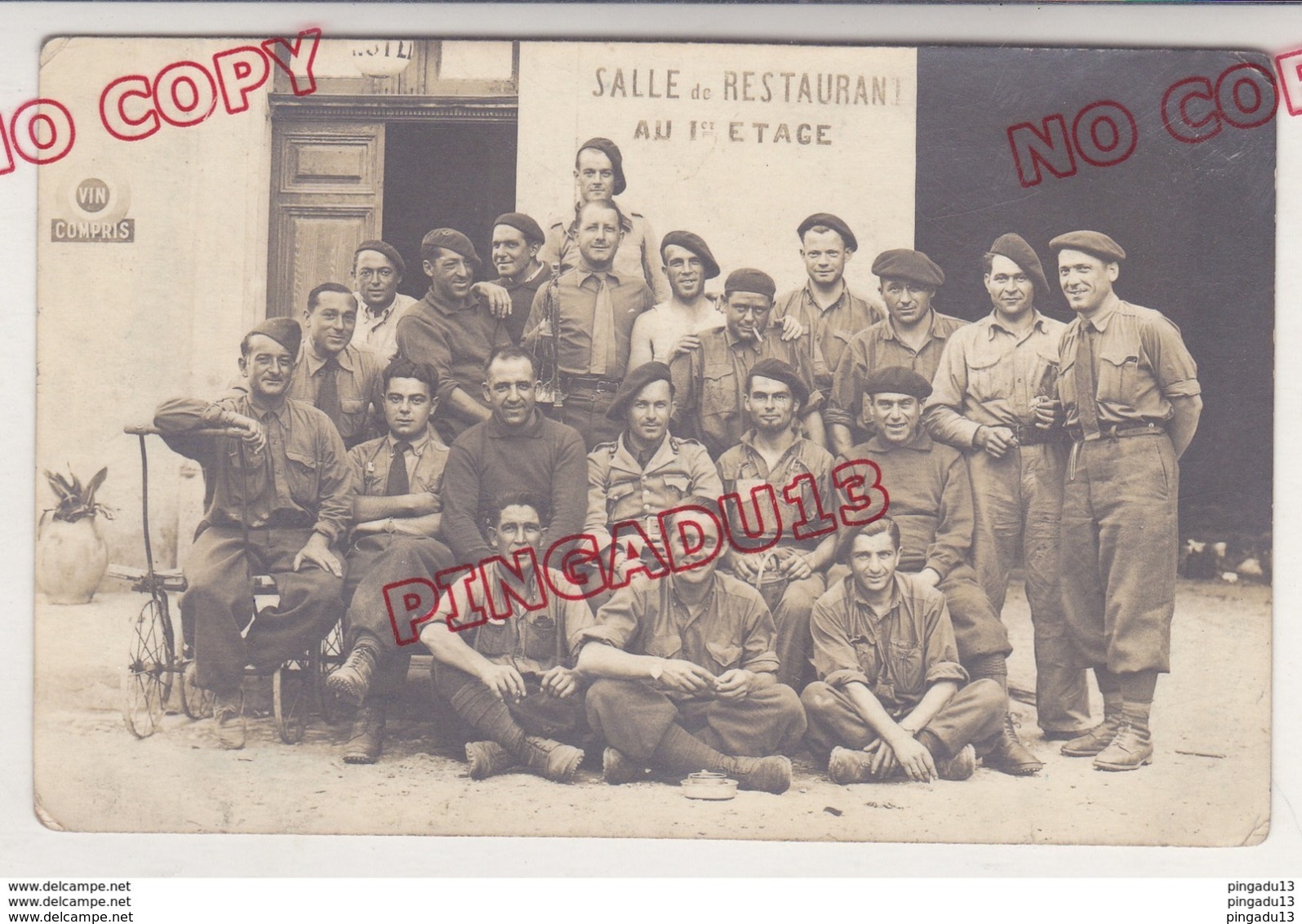 Au Plus Rapide Carte Photo Le Muy Var Juillet 1940 Période 20 è Guerre Mondiale Groupe Du CIF 2 CO - Le Muy