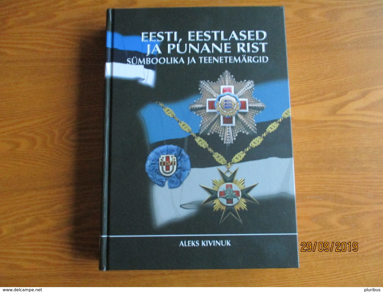 ESTONIA RED CROSS INSIGNIA DECORATIONS MEDALS ORDERS BADGES , Huge Book - Englisch