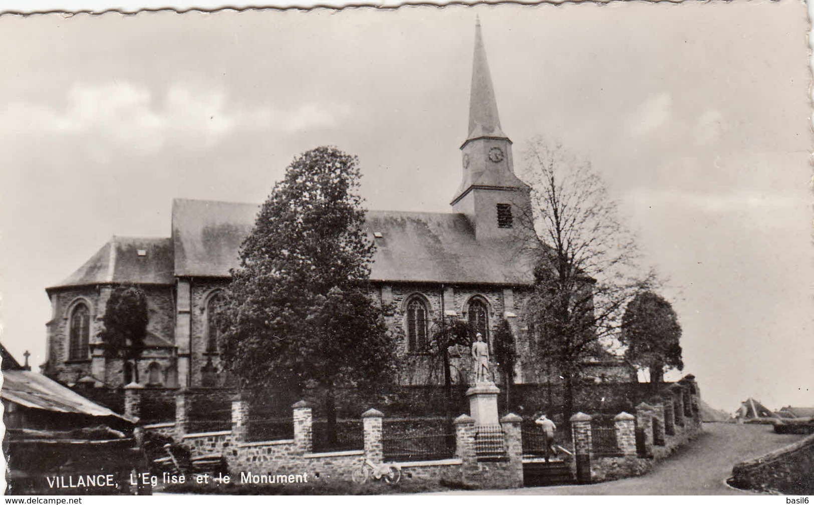 VILLANCE, L'église Et Le Monument - Autres & Non Classés