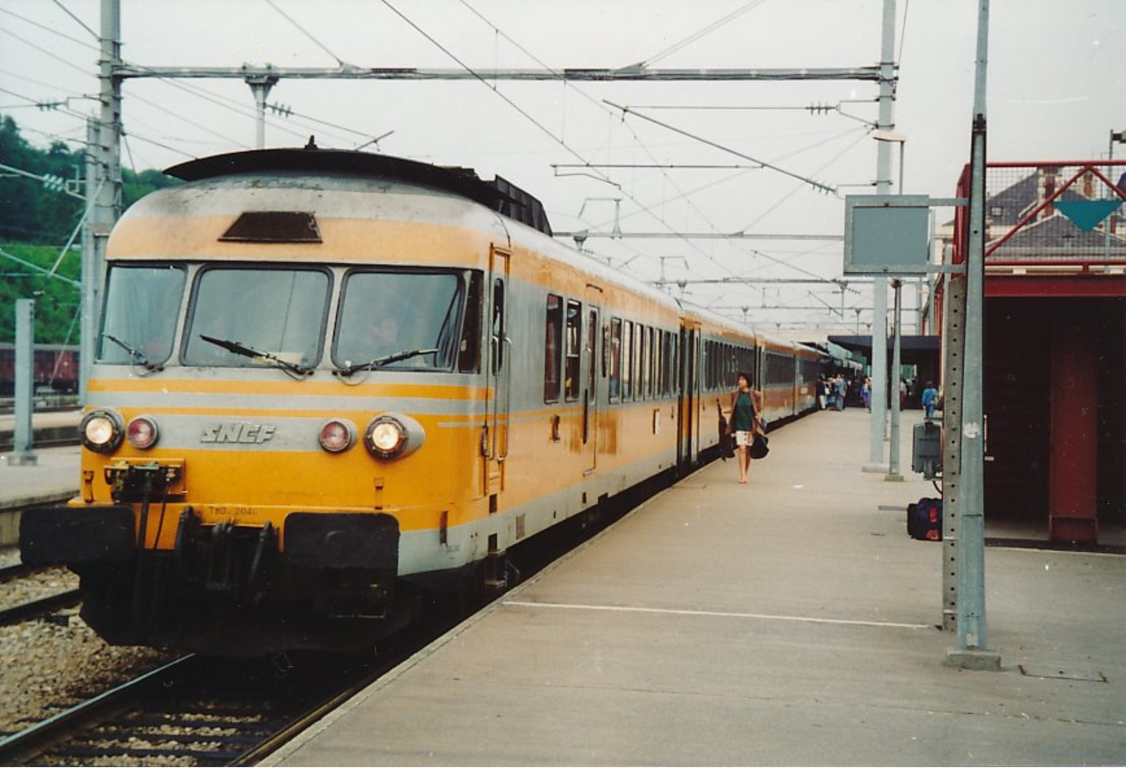 Evreux (27) 08/1994 - Rame RTG - Gares - Avec Trains