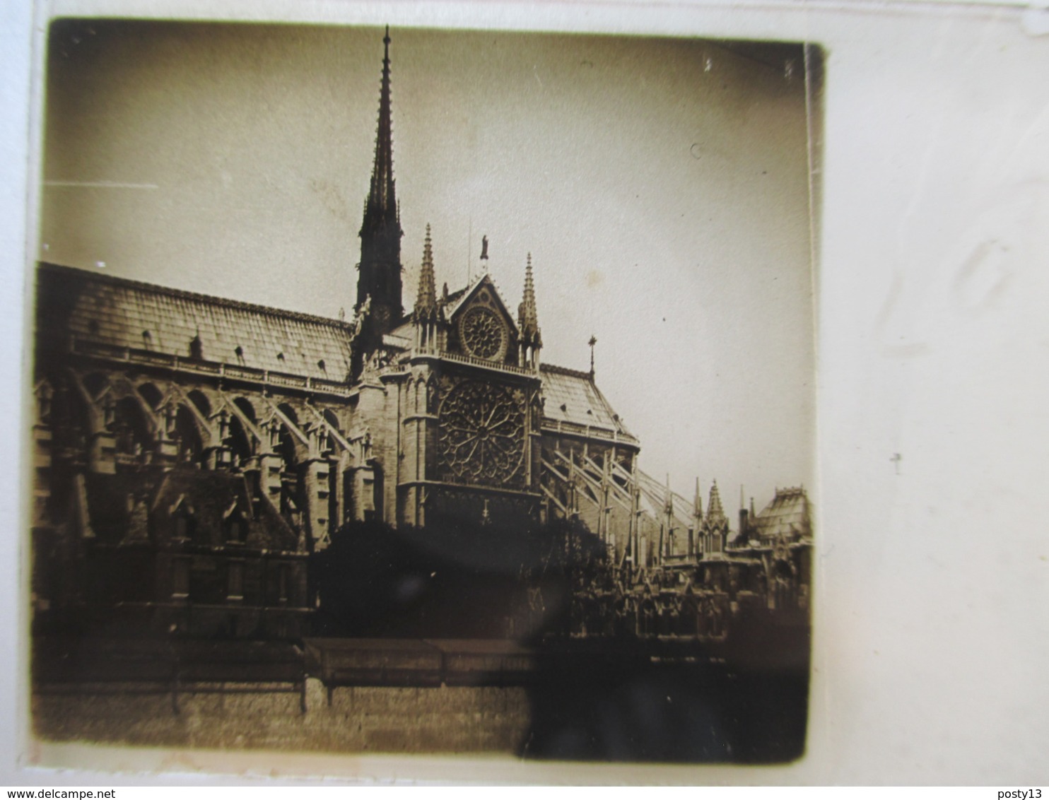 PARIS - NOTRE DAME DE PARIS - Notre Dame Vue Du Quai  -  Plaque De Verre Stéréoscopique 46x107 - Années 20/30 - TBE - Diapositiva Su Vetro