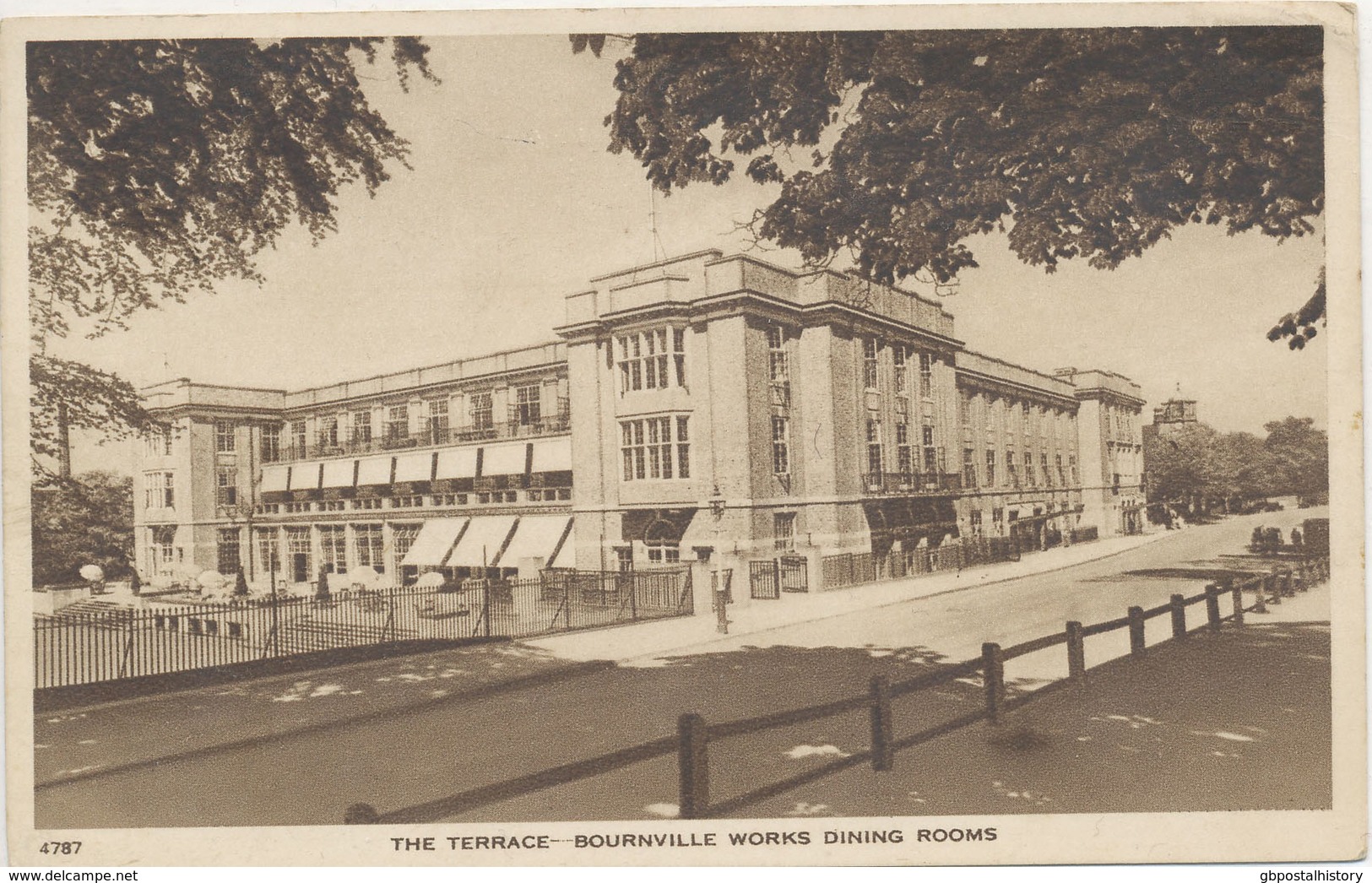 UK BOURNVILLE Ca. 1925 Very Fine Sepia Postcard "The Terrace - Bournville Works - Altri & Non Classificati