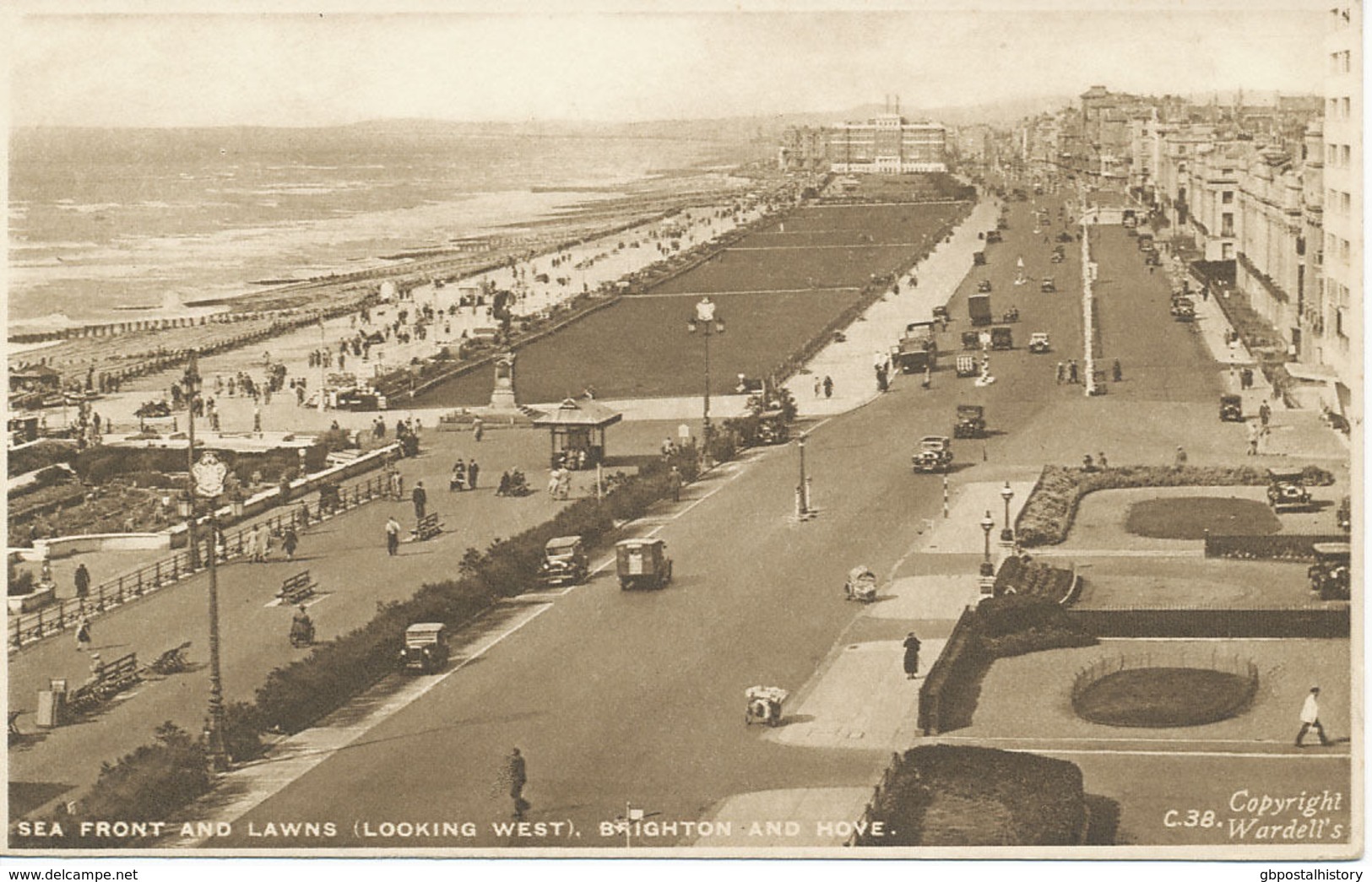 UK BRIGHTON 1930 Superb Mint Sepia Postcard "Sea Front And Lawns - Looking West" - Brighton