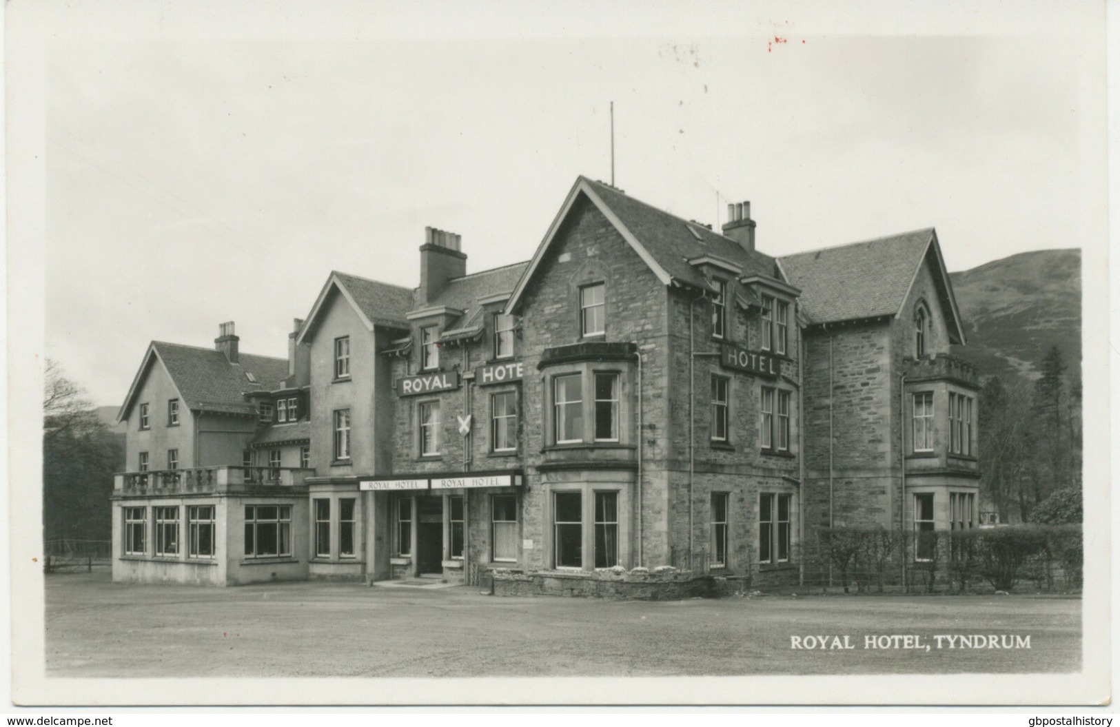 UK TYNDRUM Ca. 1940, Royal Hotel, RP VFU Unused - Stirlingshire