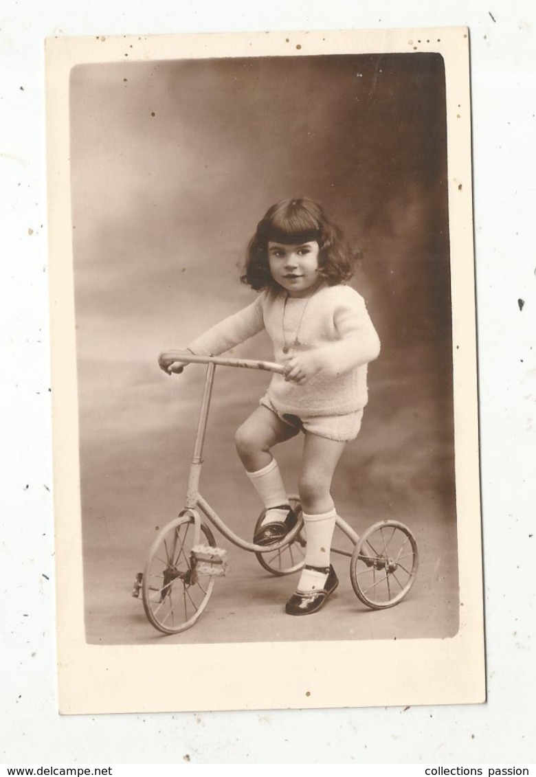 Photographie GREFFET , Poitiers , Petite Fille Sur Son Vélo - Anonyme Personen