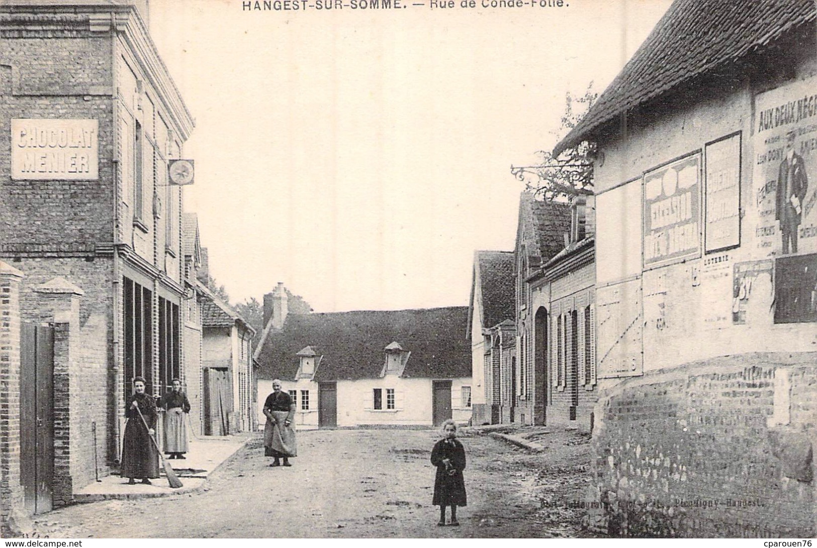 C P A 80 Somme Hangest-sur-Somme Rue De Condé-Folie Carte Animée Pubs Chocola Ménier Et Aux Deux Nègres - Altri & Non Classificati