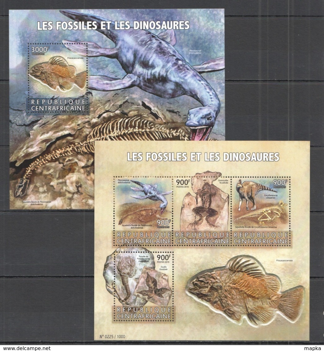 CA214 2015 CENTRAL AFRICA CENTRAFRICAINE FAUNA PREHISTORIC LIFE DINOSAURS & FOSSILES KB+BL MNH - Fossiles