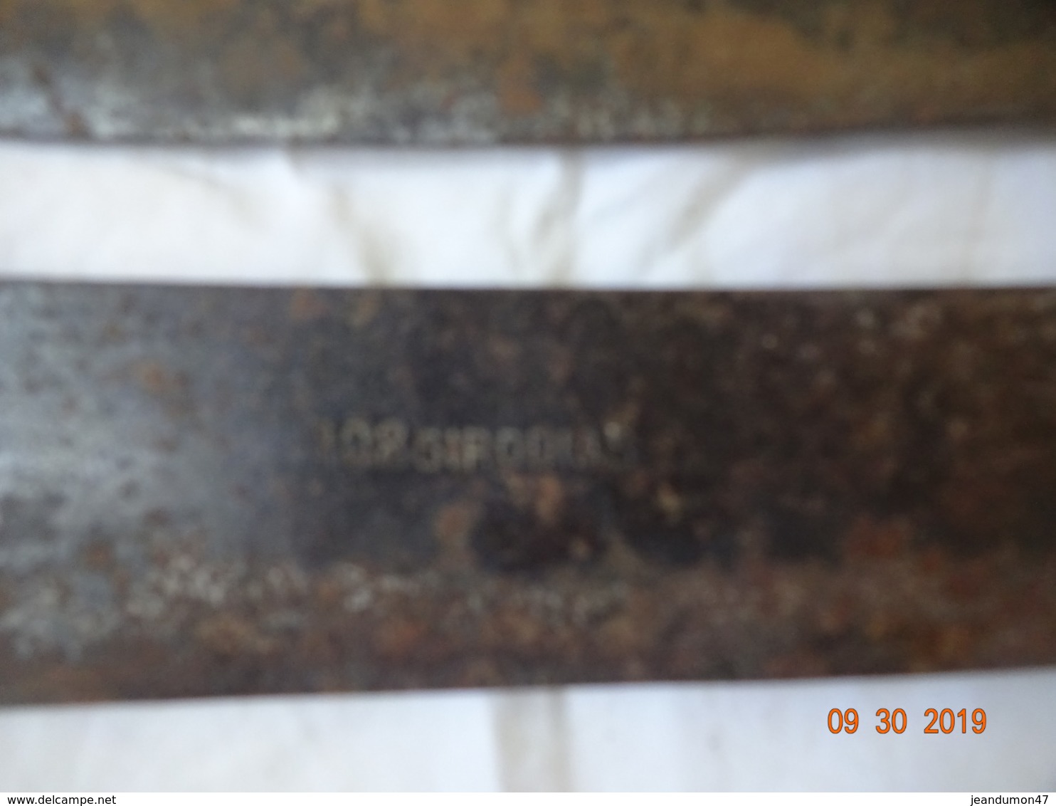 LOT DE 2 ANCIENNES MACHETTES - DUMAS & 108 GIRODIAS. PROVENANCE D'AFRIQUE. - Armes Blanches