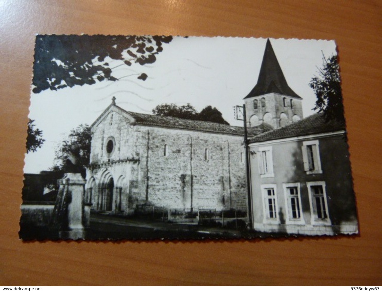 CPSM. Gurat. L'église. Charente - Autres & Non Classés