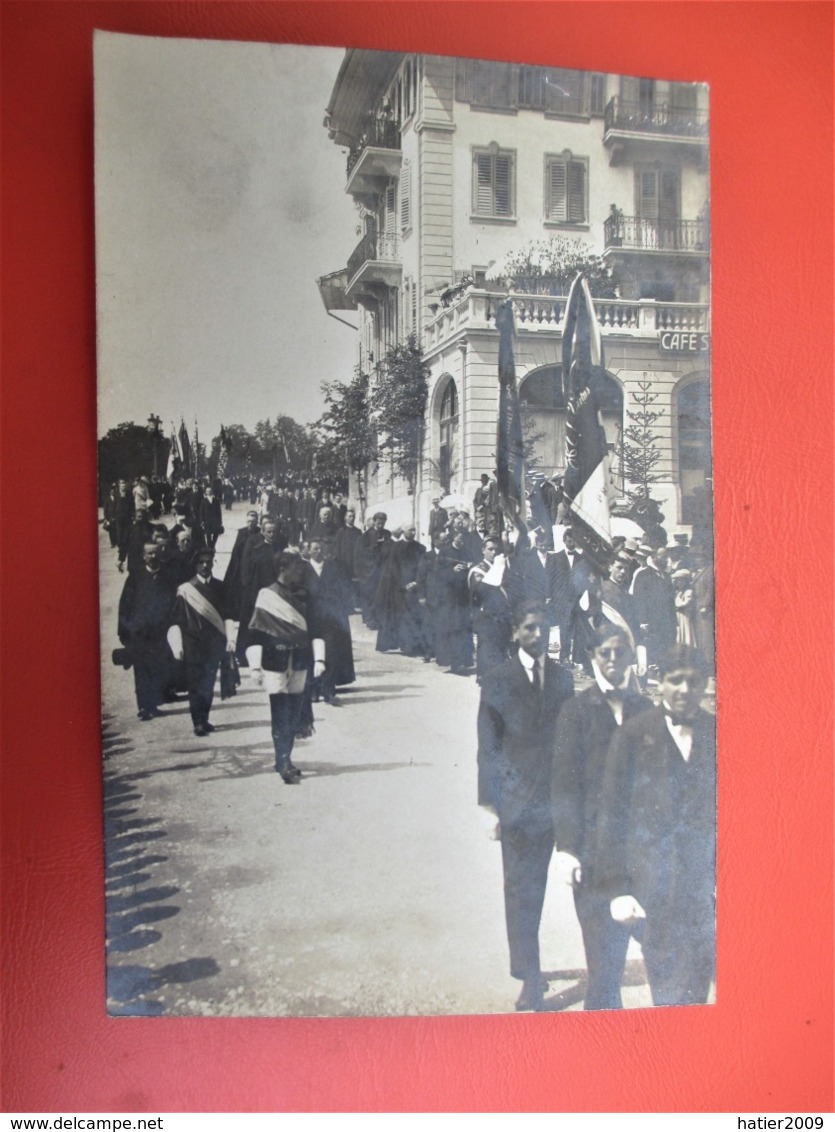 Carte Photo FRIBOURG - Procession De La Fete De Dieu Le 3juin 1916 - Fribourg