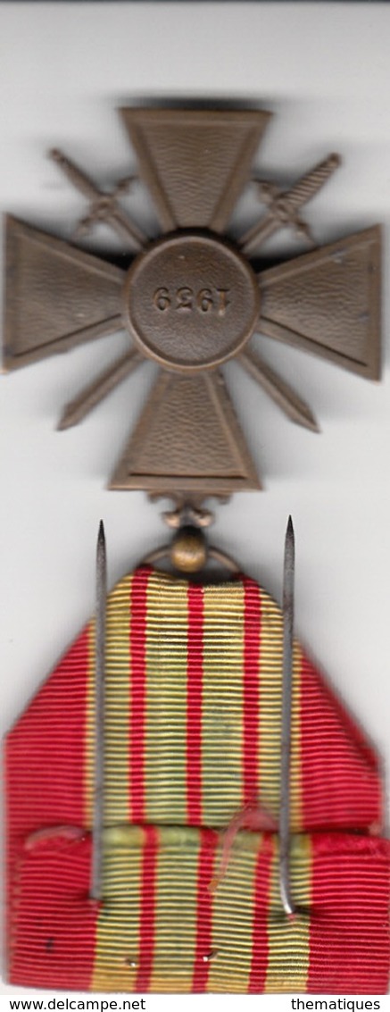 Thematiques Medailles Insigne Décoration République Française 1939 - France