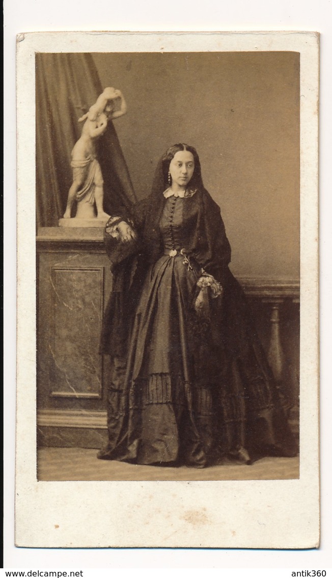 Photographie Ancienne XIXe CDV C. 1860 Portrait D'une Femme Photographe Disderi Paris - Oud (voor 1900)