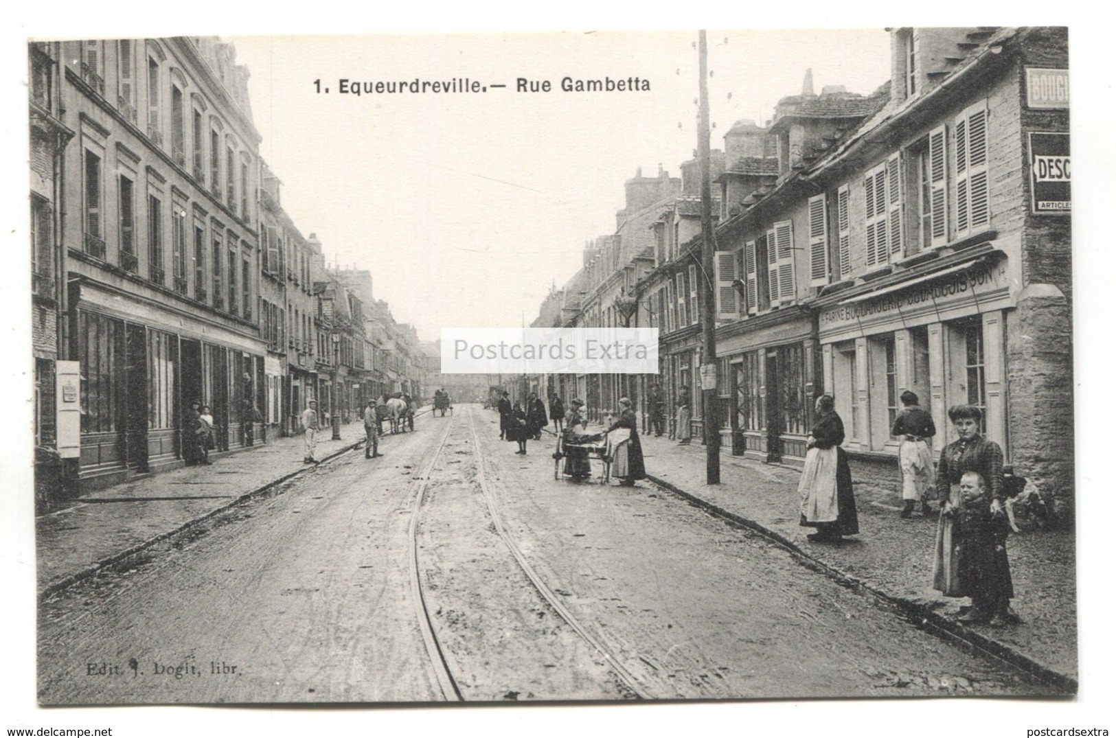 Equeurdreville (50) - Rue Gambetta - CPA Avec Belle Animation - Equeurdreville