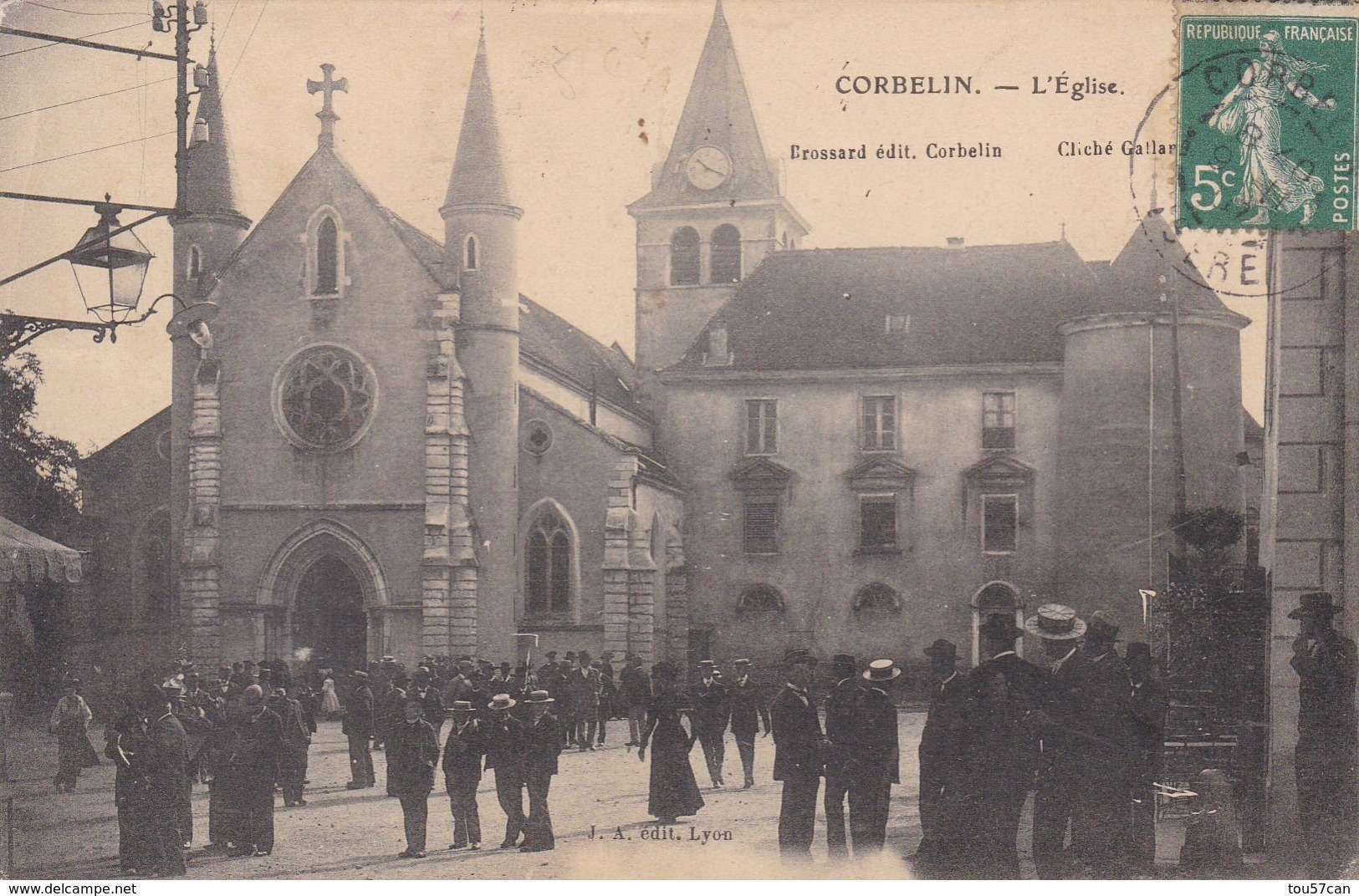 CORBELIN - ISÈRE - (38)  - CPA BIEN ANIMÉE. - Corbelin