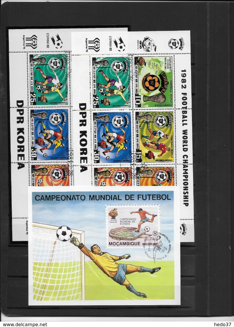 Thème Football - Collection timbres oblitérés - 15 scans