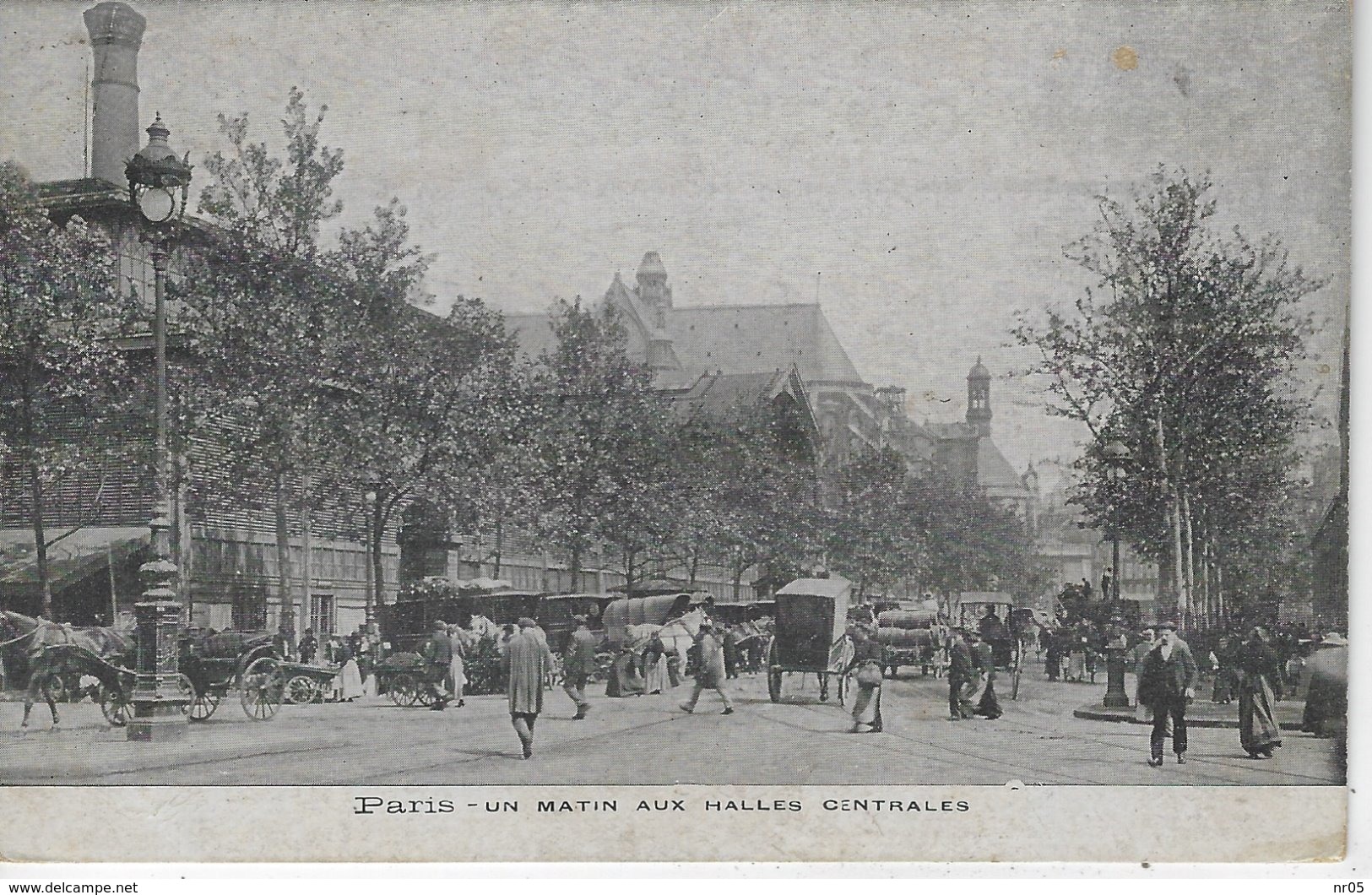 75 ( Paris ) - PARIS - Un Matin Aux Halles Centrales - Petits Métiers à Paris