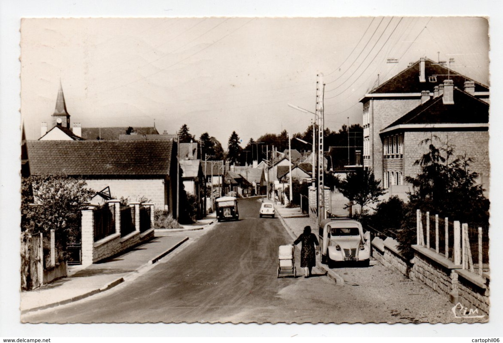 - CPSM BRAY-SUR-SEINE (77) - Rue Danton 1975 - Photo CIM 771267 - - Bray Sur Seine