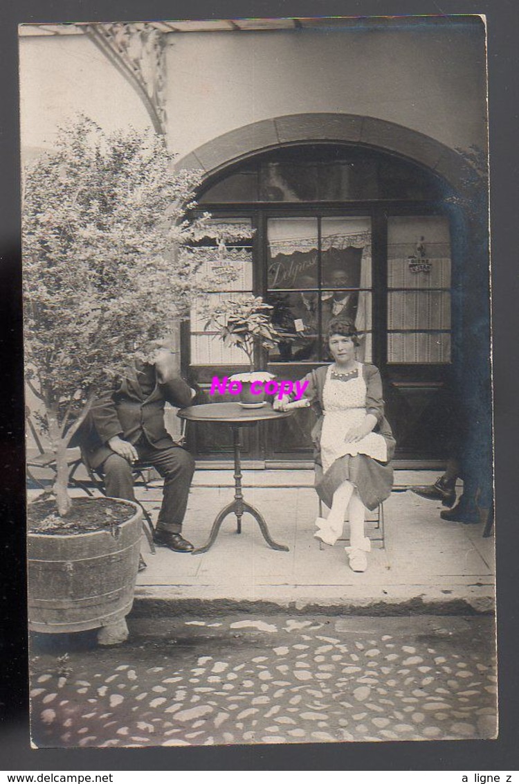 REF 375 : CPA Carte Photo Terrasse D'un Restaurant à Carouge Suisse Maison Delgrosso ? - Carouge