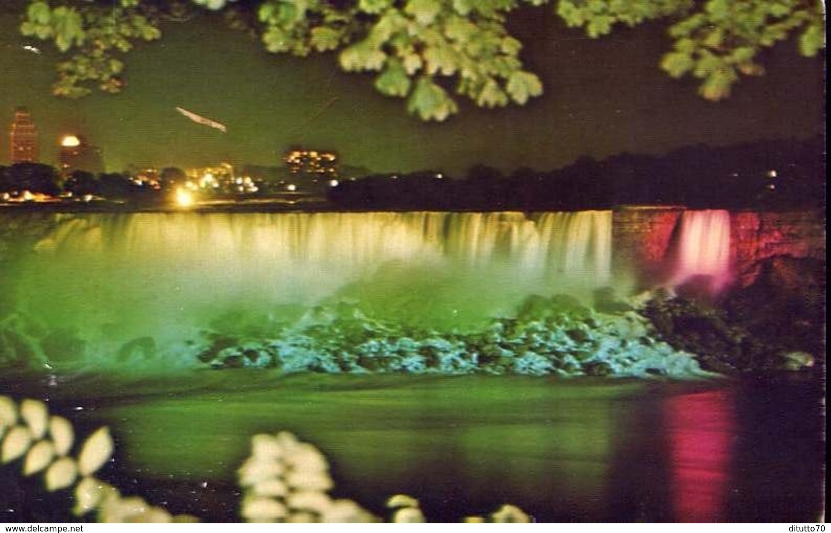 Illuminated View Of American Falls Taken From Niagara Falls Canada - Formato Piccolo Viaggiata – E 13 - Mondo