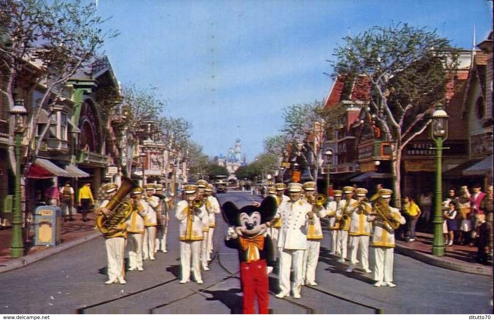 Mickey Mouse And Disneyland Band - Los Angels - Cilifornia - Formato Piccolo Viaggiata Mancante Di Affrancatura – E 13 - Mondo