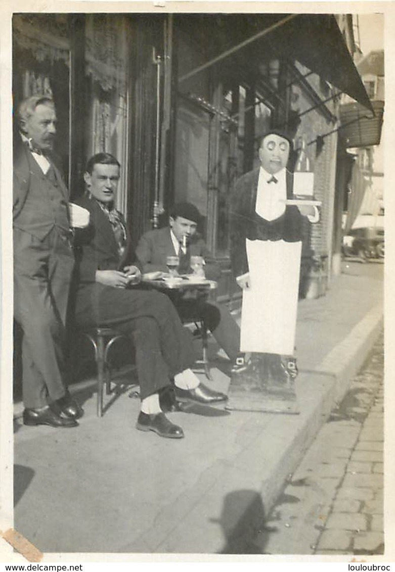 TERRASSE DE CAFE PHOTO ORIGINALE FORMAT 8 X 5.50 CM - Lieux