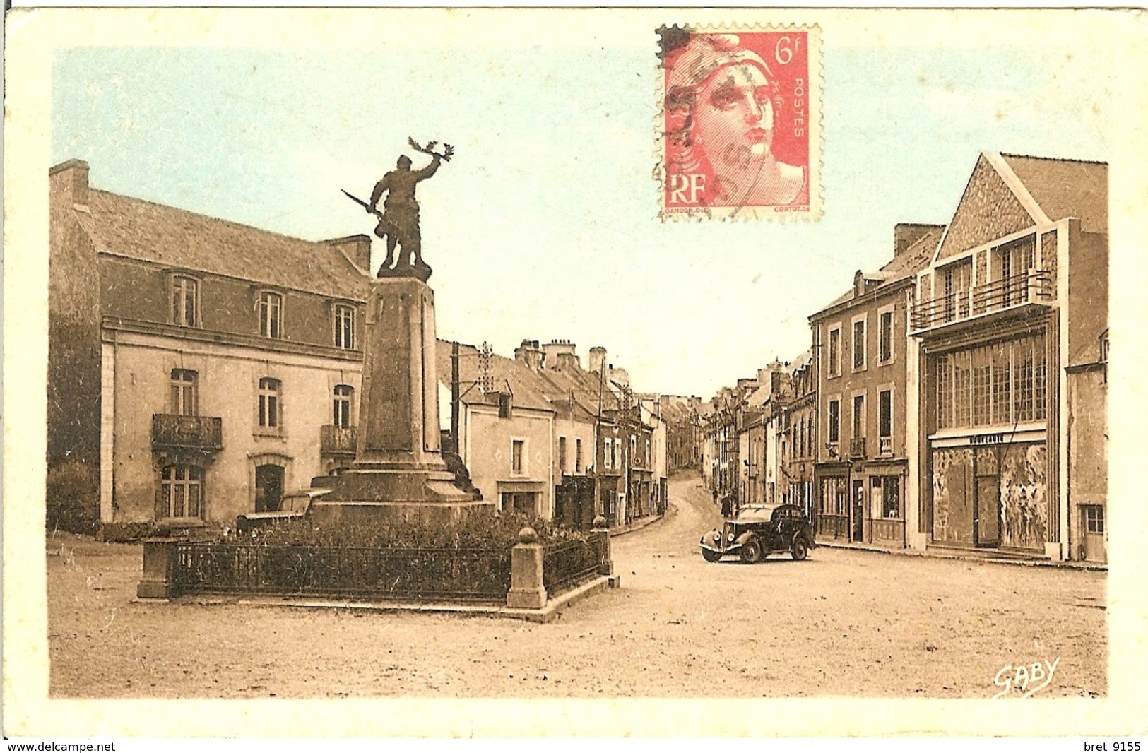 56 ELVEN ET SON MONUMENT AUX MORTS DE M. BARDET ARCHITECTE A VANNES VOITURE - Elven