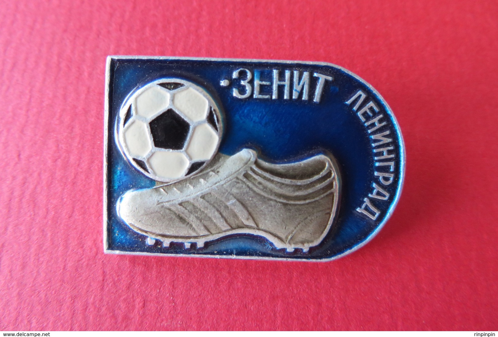 Pin's,insigne,Russie,Football,Soccer,CCCP,Fussball,broche,CALCIO - Fussball