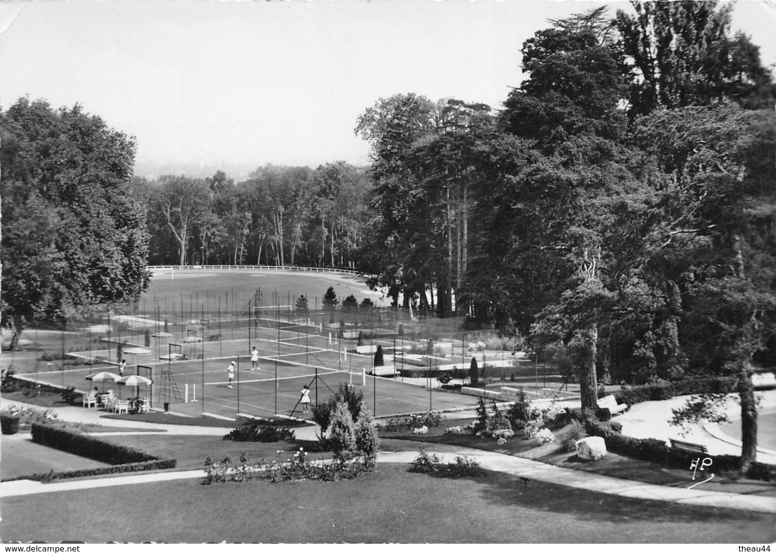 ¤¤   -  LOUVECIENNES    -  Domaine De Voisins  -  Le Stade Et Le Tennis   -   ¤¤ - Louveciennes