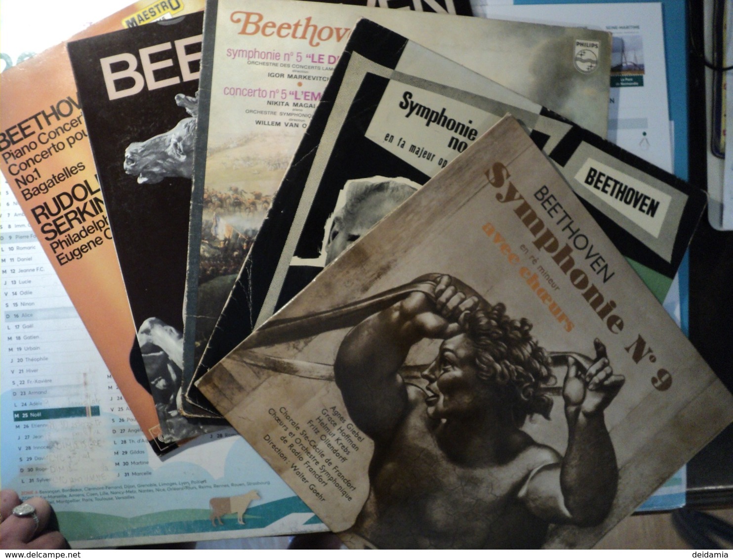 BEETHOVEN. LOT DE CINQ 33 TOURS. 1953 / 1978 CONCERTO POUR PIANO N°1 / BAGATELLES / CONCERTO N°3 / FANTAISIE / SYMPHONI - Klassik